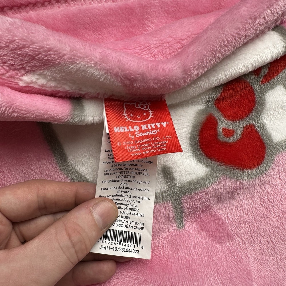 Hello Kitty Christmas &Valentines Throw Blanket Bundle Set of 6 Sanrio Pink Teal - Picture 13 of 16